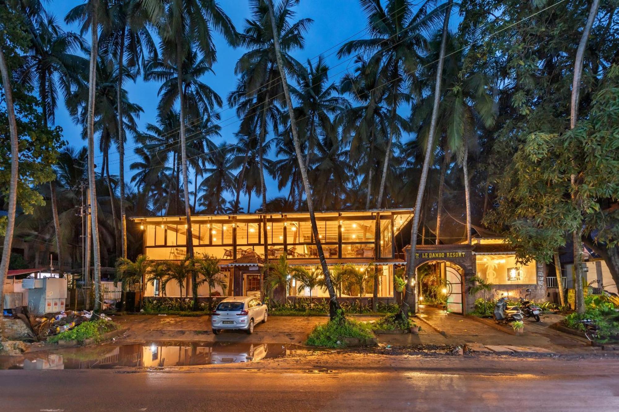 Skon Morjim Beach Resort By Orion Hotels Old Goa Exterior photo